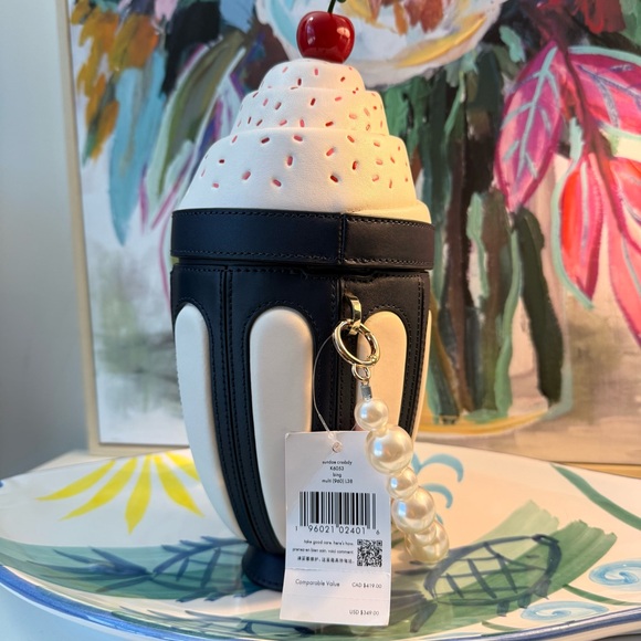 NWT Kate Spade Novelty Ice Cream Sundae Crossbody Bag Cream Navy Cherry Accent - Picture 5 of 12